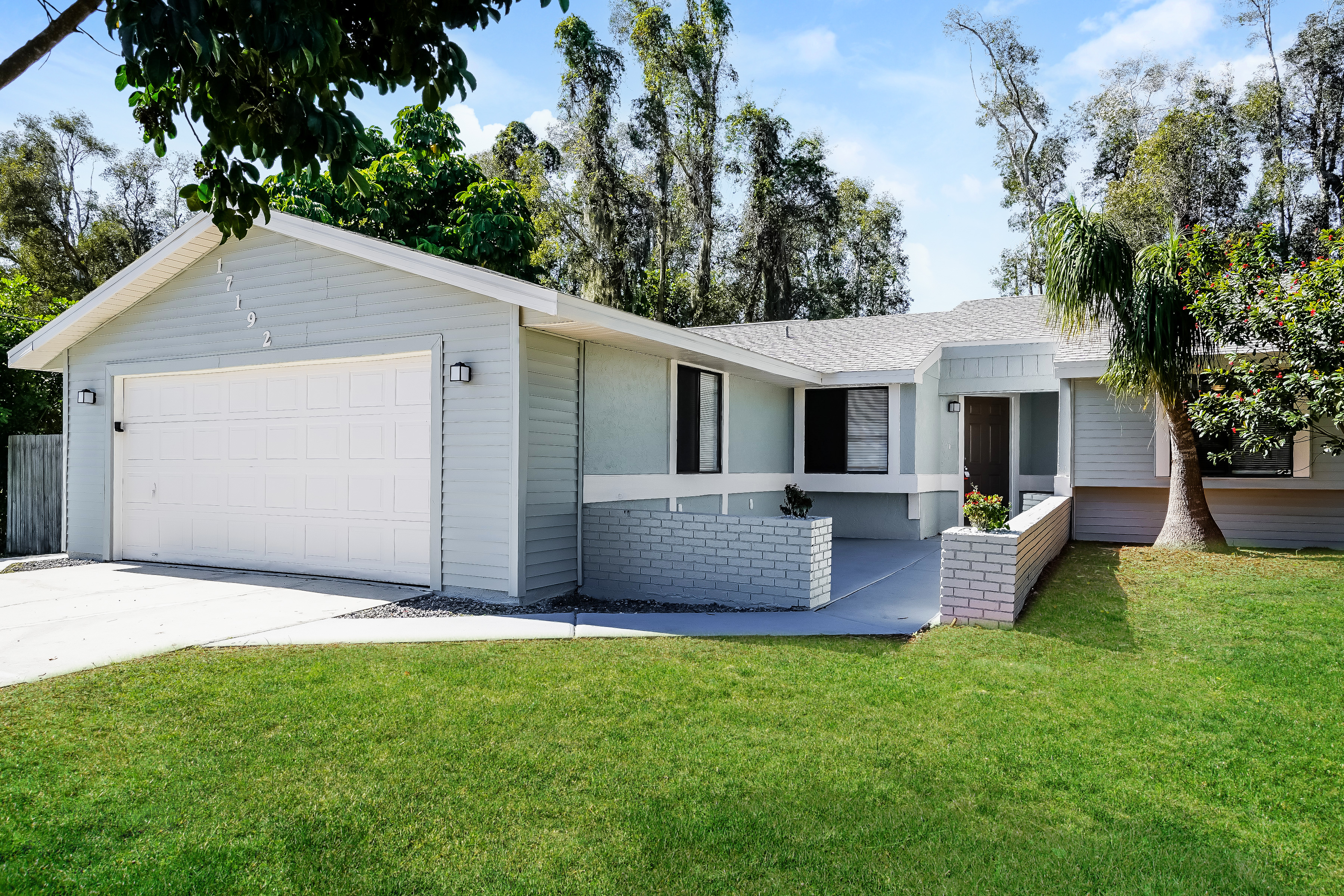 17192 PHLOX DR FORT MYERS, FL 33967